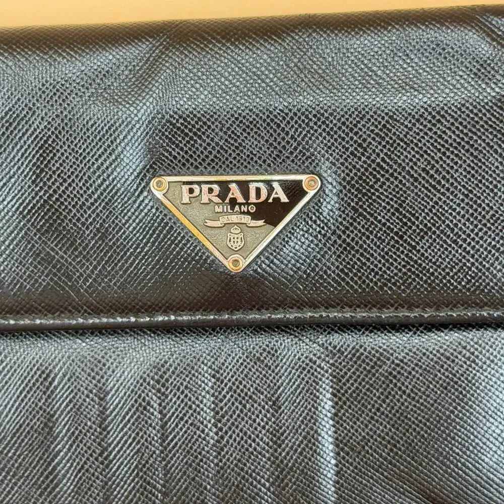 Prada preowned see